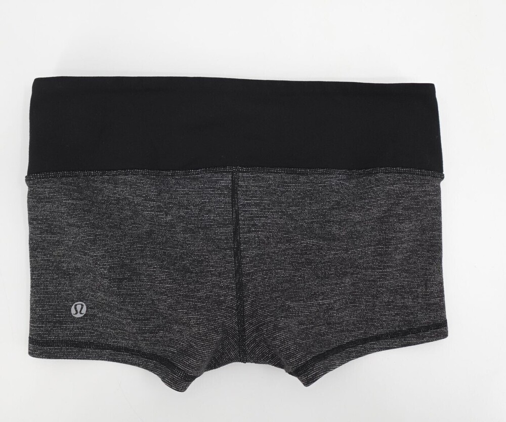 Lululemon Boogie Shorts Womens Size 8 Black Gray Biker Compression Athletic Yoga